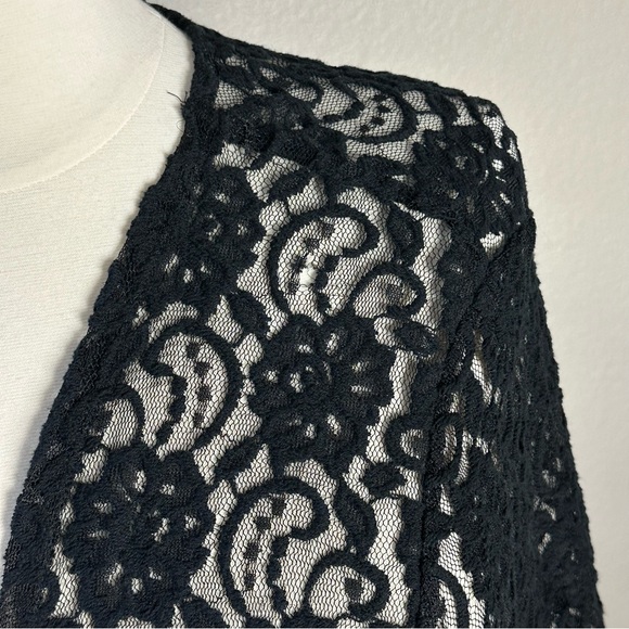 TORRID BLACK LONG SLEEVE LACE DUSTER 4/5 - Picture 6 of 8